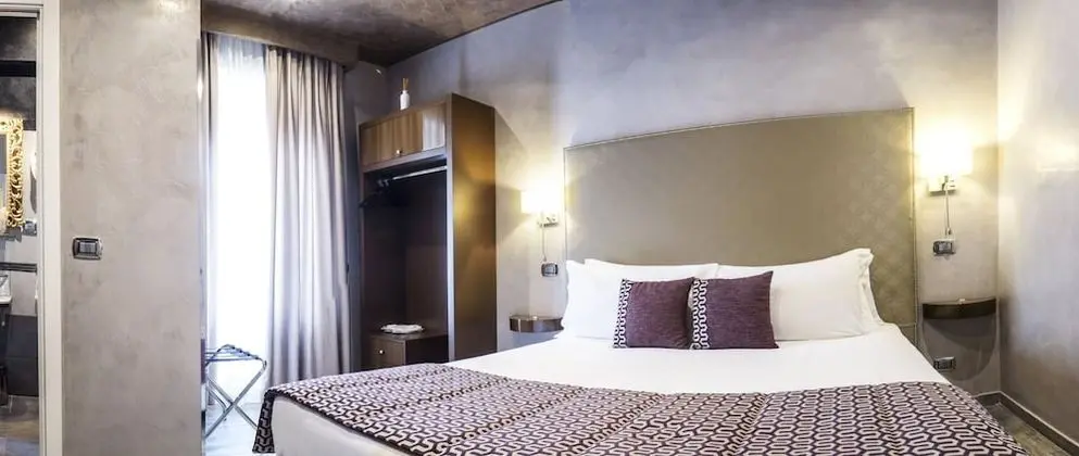 Deluxe Tek Büyük veya İki Ayrı Yataklı Oda