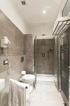 Superior Tek Büyük Yataklı Oda