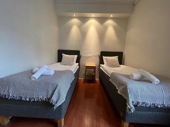 Basic Tek Büyük veya İki Ayrı Yataklı Oda, Ortak Banyo