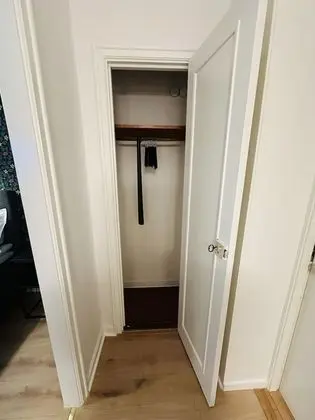 Basic Tek Büyük veya İki Ayrı Yataklı Oda, Ortak Banyo