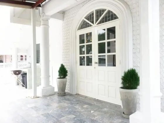 Three Bedrooms House