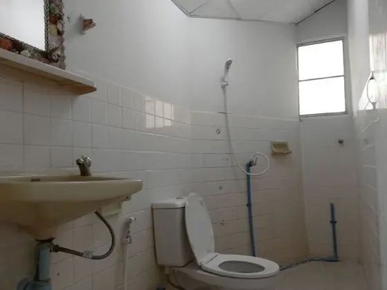 Three Bedrooms House
