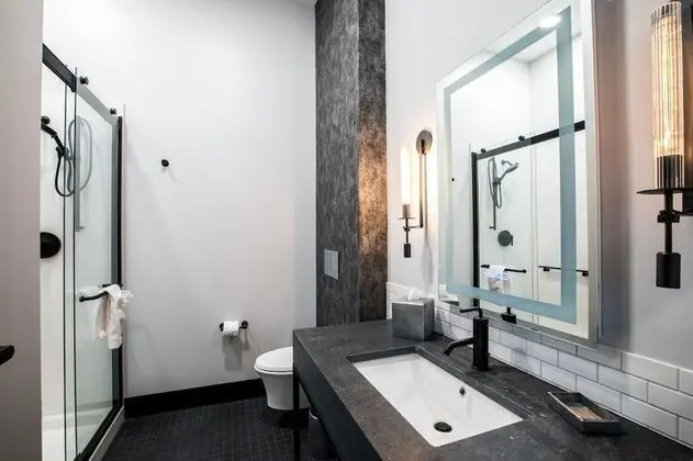 Found Money King Room