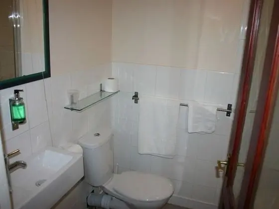 Tek Kişilik Oda, Banyolu/Duşlu