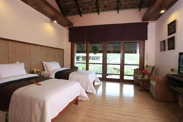 Luxury Oda