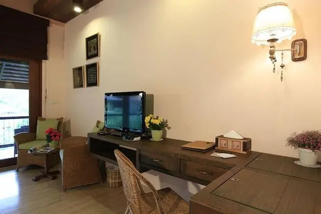 Superior One-Bedroom Apartment
