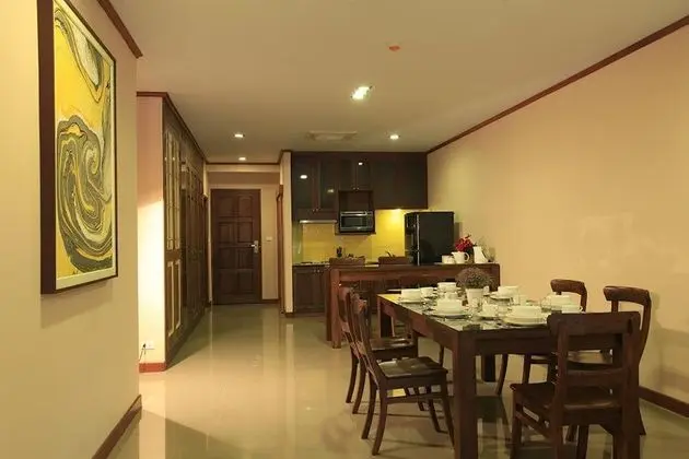 Superior One-Bedroom Apartment