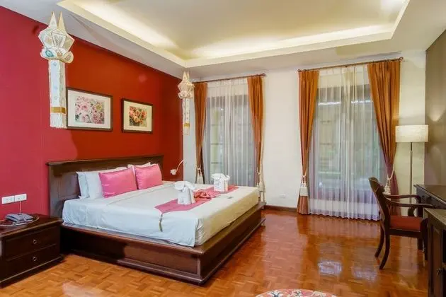 Deluxe Tek Büyük Yataklı Oda