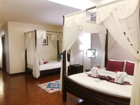 Deluxe Üç Kişilik Oda