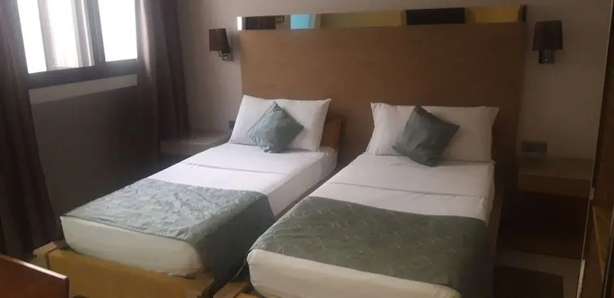 Standard Tek Büyük veya İki Ayrı Yataklı Oda