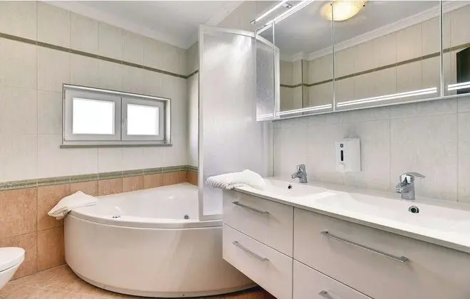 Apart Daire, 2 Yatak Odası, Balkon (A)