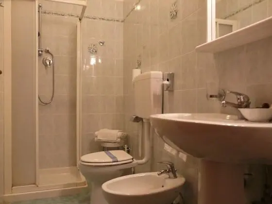 Standard Tek Büyük veya İki Ayrı Yataklı Oda