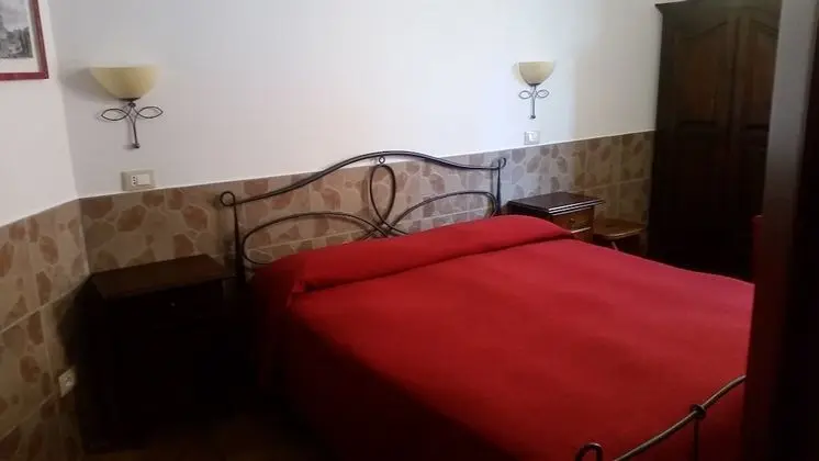 Tek Büyük Yataklı Oda