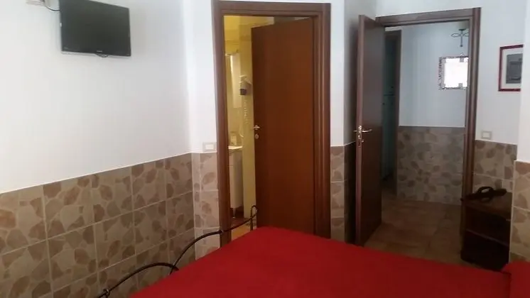 Tek Büyük Yataklı Oda