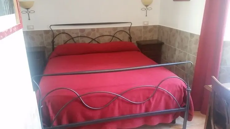 Üç Kişilik Oda
