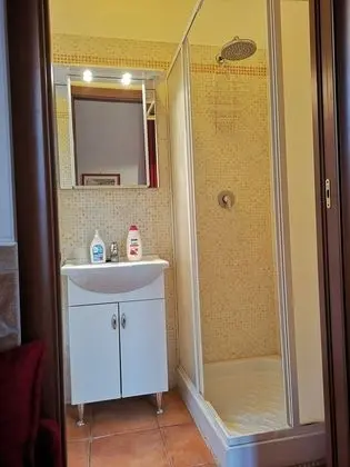 Üç Kişilik Oda