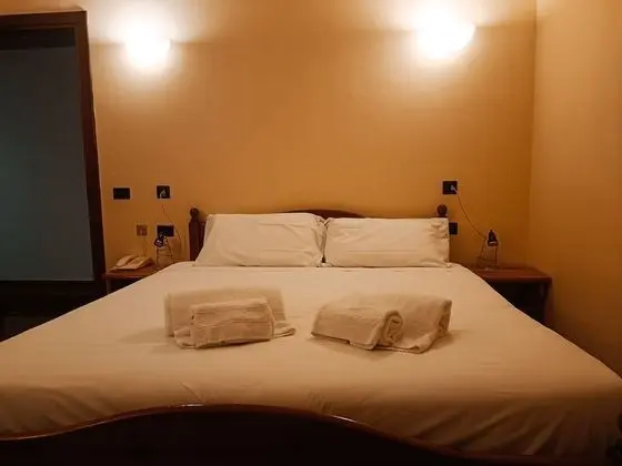 Tek Büyük Yataklı Oda, Bahçe Manzaralı