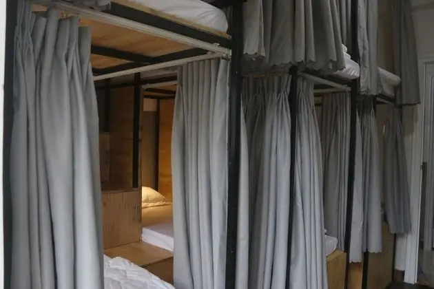 Ortak Ranzalı Oda, 1 Tek Kişilik Yatak, Balkon (Single bed in 6-bed Dormitory)