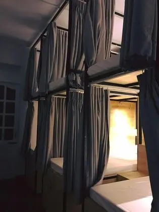 Ortak Ranzalı Oda, 1 Tek Kişilik Yatak, Balkon (Single bed in 6-bed Dormitory)