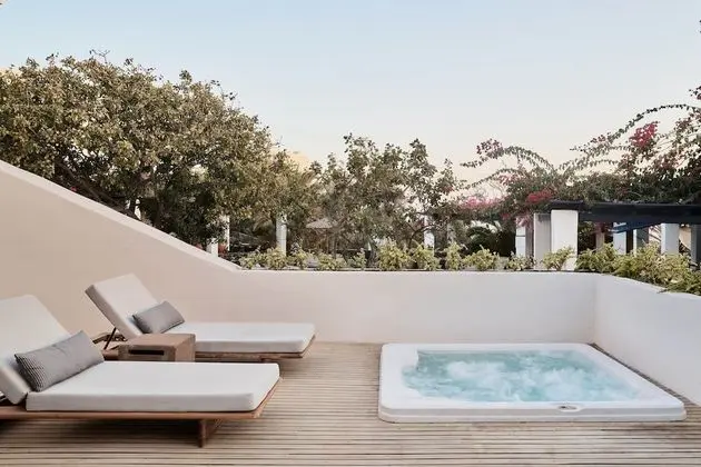 Presidential Villa, 3 Yatak Odası, Şehir Manzaralı