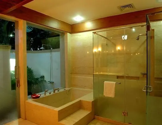 Lake View Villa