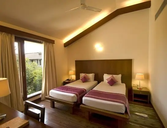 Superior Room (SGL/DBL)
