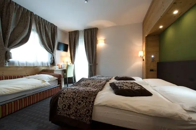 Comfort Üç Kişilik Oda, Balkon