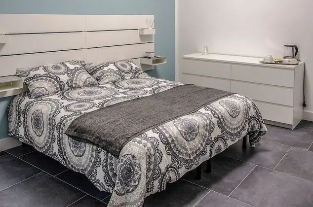 Tek Büyük veya İki Ayrı Yataklı Oda, Banyolu/Duşlu