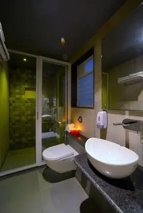 Premier Tek Büyük Yataklı Oda