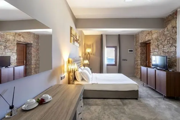 Deluxe Tek Büyük Yataklı Oda, 1 Büyük (Queen) Boy Yatak, Deniz Manzaralı