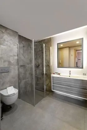 Deluxe Tek Büyük Yataklı Oda, 1 Büyük (Queen) Boy Yatak, Deniz Manzaralı
