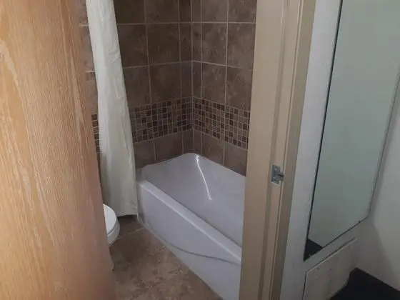 Basic Tek Büyük Yataklı Oda