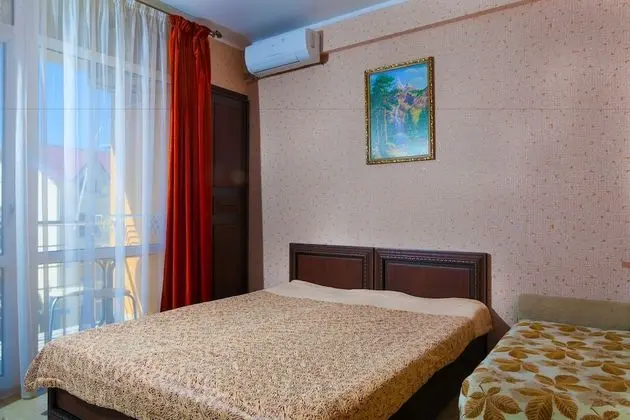 Tek Büyük Yataklı Oda, Balkon