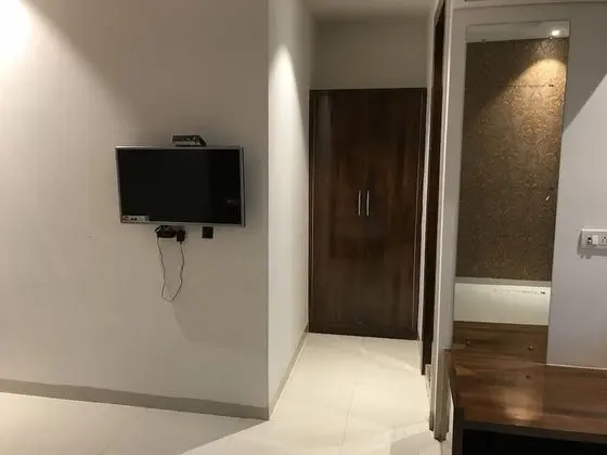Deluxe Oda, Sigara İçilmez