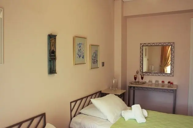 Deluxe Tek Büyük Yataklı Oda, 2 Yatak Odası, Bahçe Manzaralı
