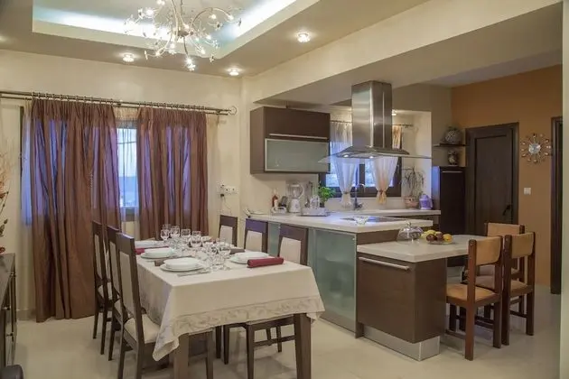 Villa, 4 Yatak Odası, Kişiye Özel Havuzlu, Deniz Manzaralı