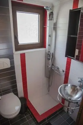 Villa, 4 Yatak Odası, Kişiye Özel Havuzlu, Deniz Manzaralı