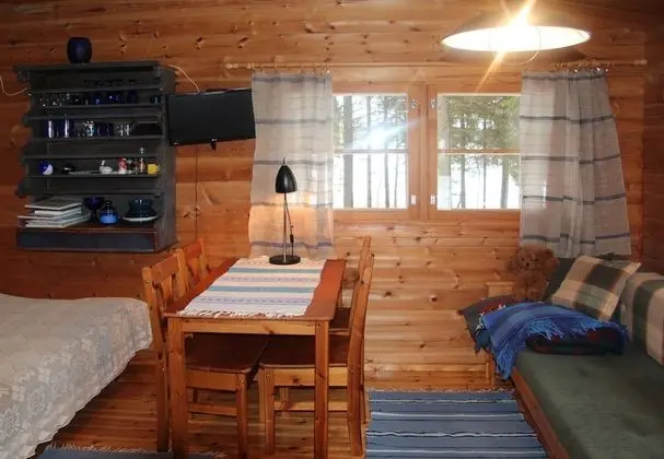 Kulübe, Sauna, Göl Kenarı
