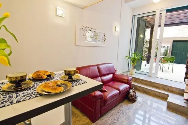 City Stüdyo, 1 Büyük (Queen) Boy Yatak, Bahçe Manzaralı (1)