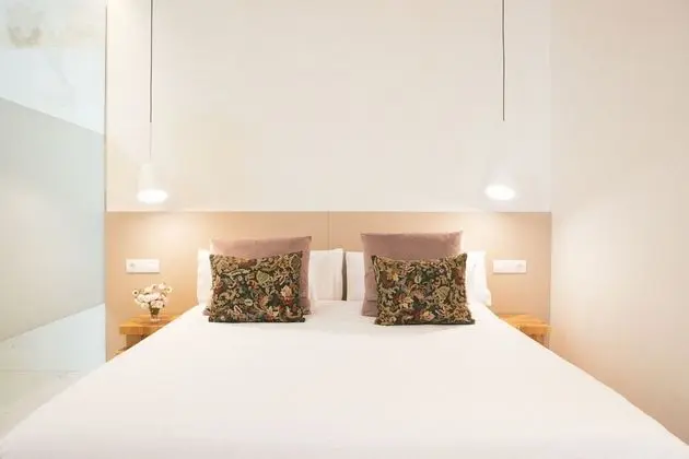 Classic Tek Büyük Yataklı Oda (Habitación Doble Clásica Exterior)