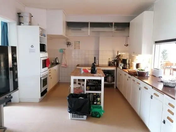 Basic Tek Büyük Yataklı Oda, Ortak Banyo