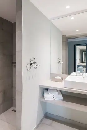 Tek Büyük Yataklı Oda, Teras