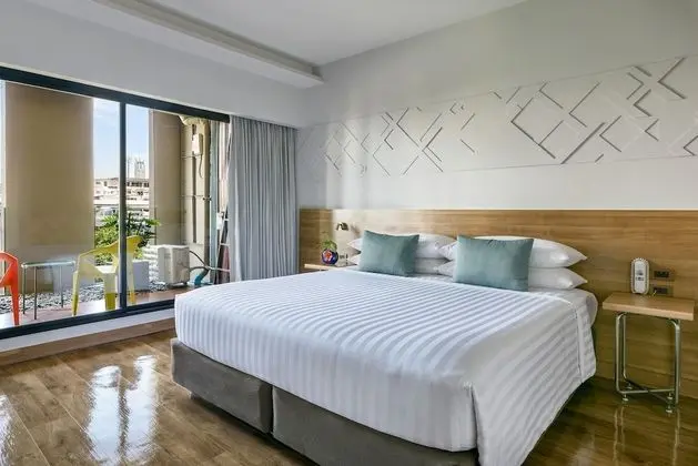 VELA Suite Room