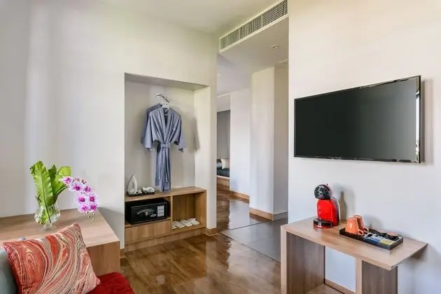 VELA Suite Room