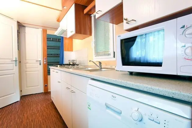 Deluxe Karavan