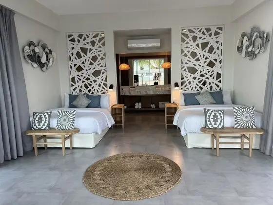 Luxury 6-Bedroom Beach Front Villa