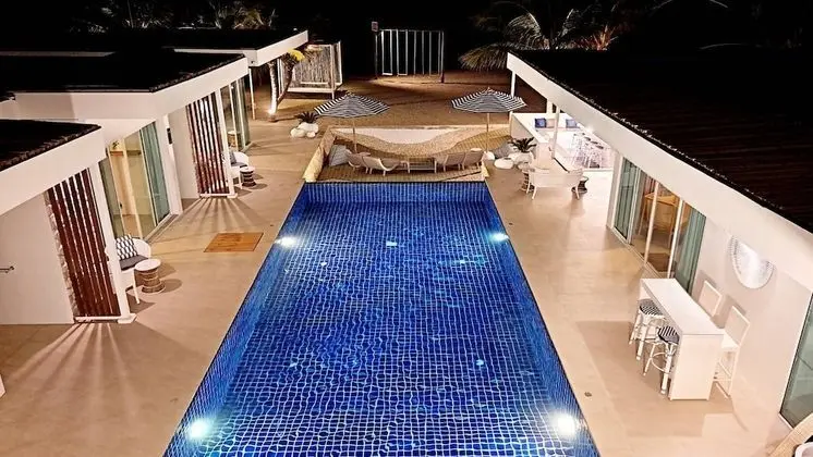 Luxury 6-Bedroom Beach Front Villa