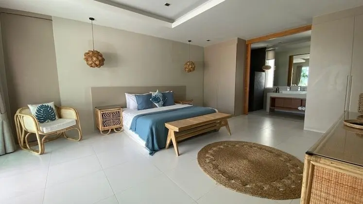 Luxury 7-Bedroom Beachfront Villa