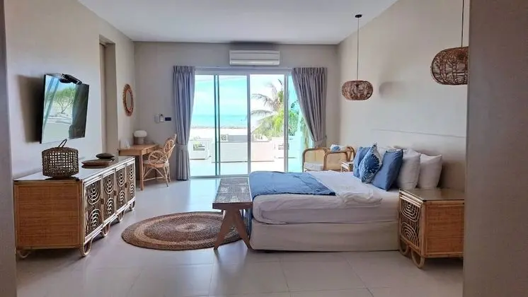 Luxury 7-Bedroom Beachfront Villa
