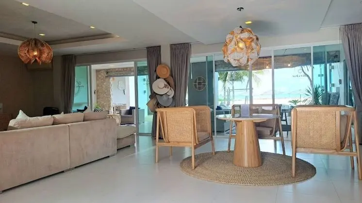 Luxury 7-Bedroom Beachfront Villa